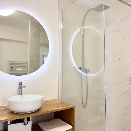 Le Royale Vieux 4 Voyageurs *